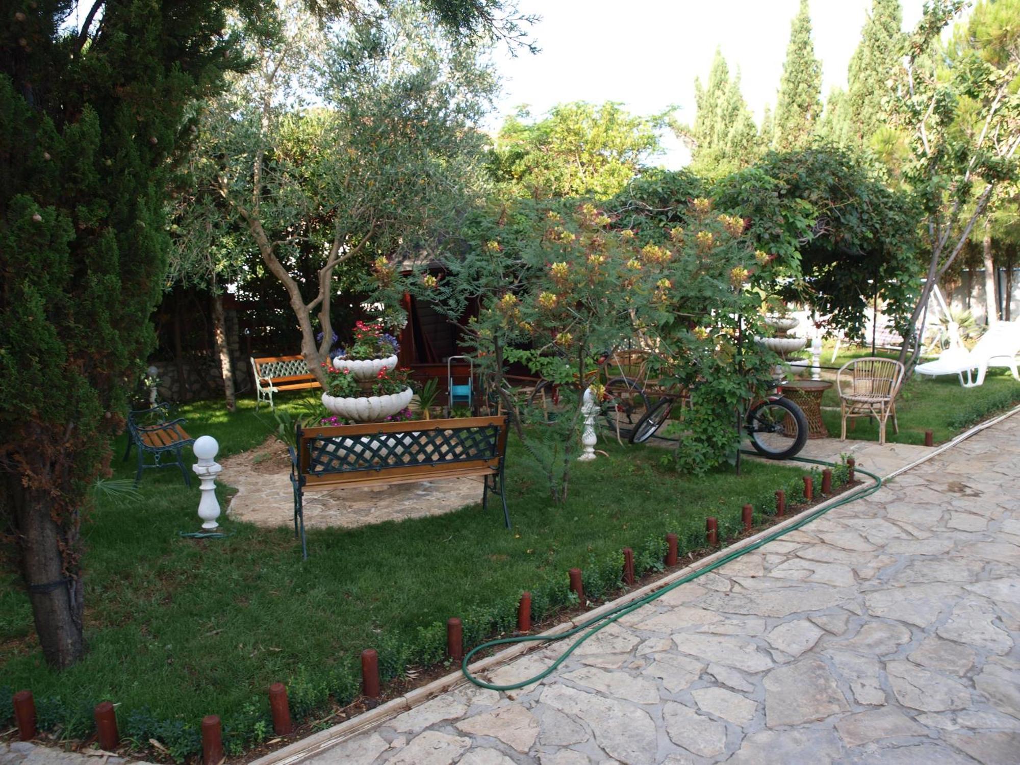 Apartments And Bungalows Vila Dalibor Нин Екстериор снимка