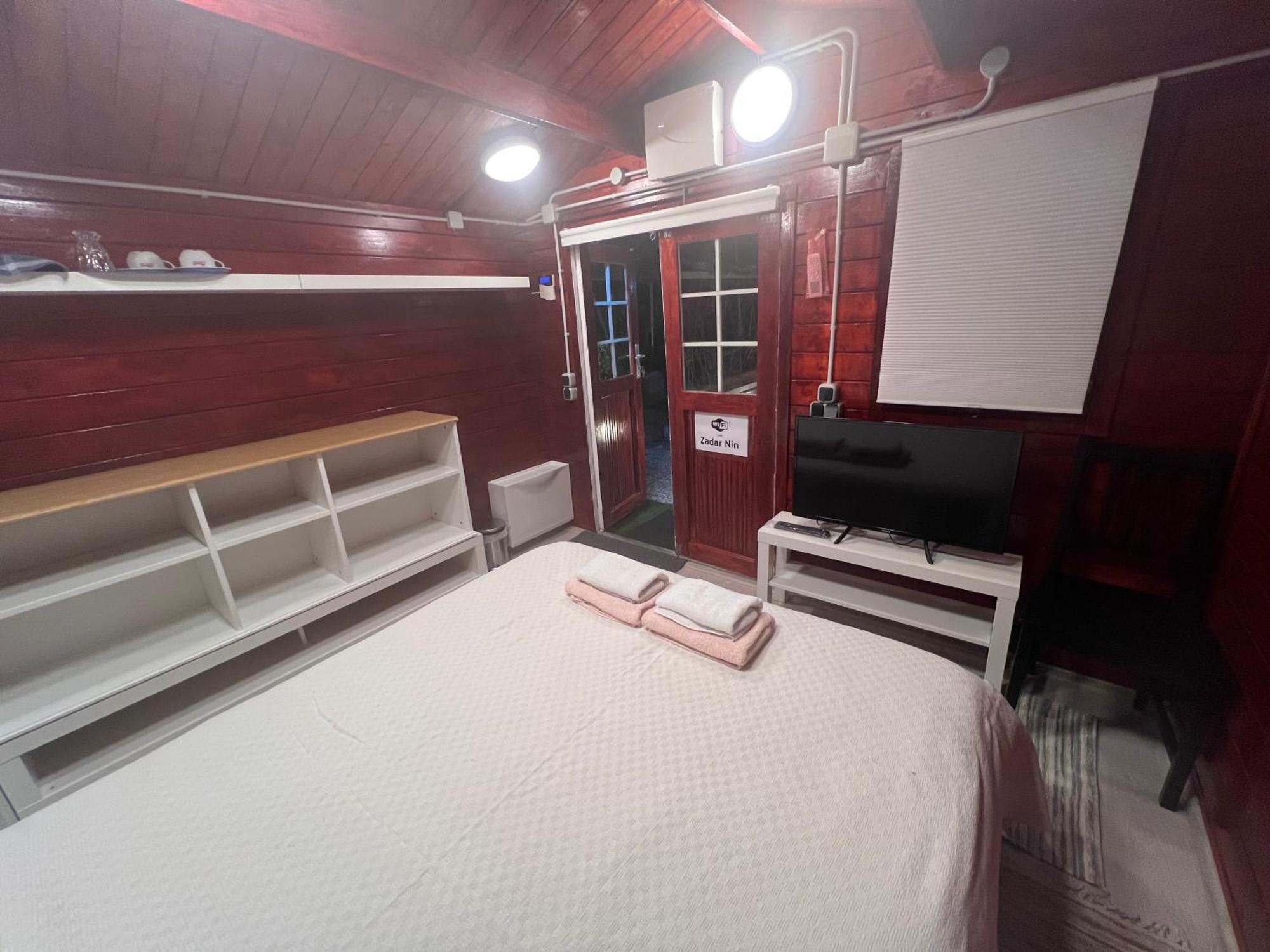 Apartments And Bungalows Vila Dalibor Нин Екстериор снимка